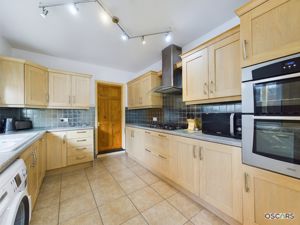 Photo 9- click for photo gallery